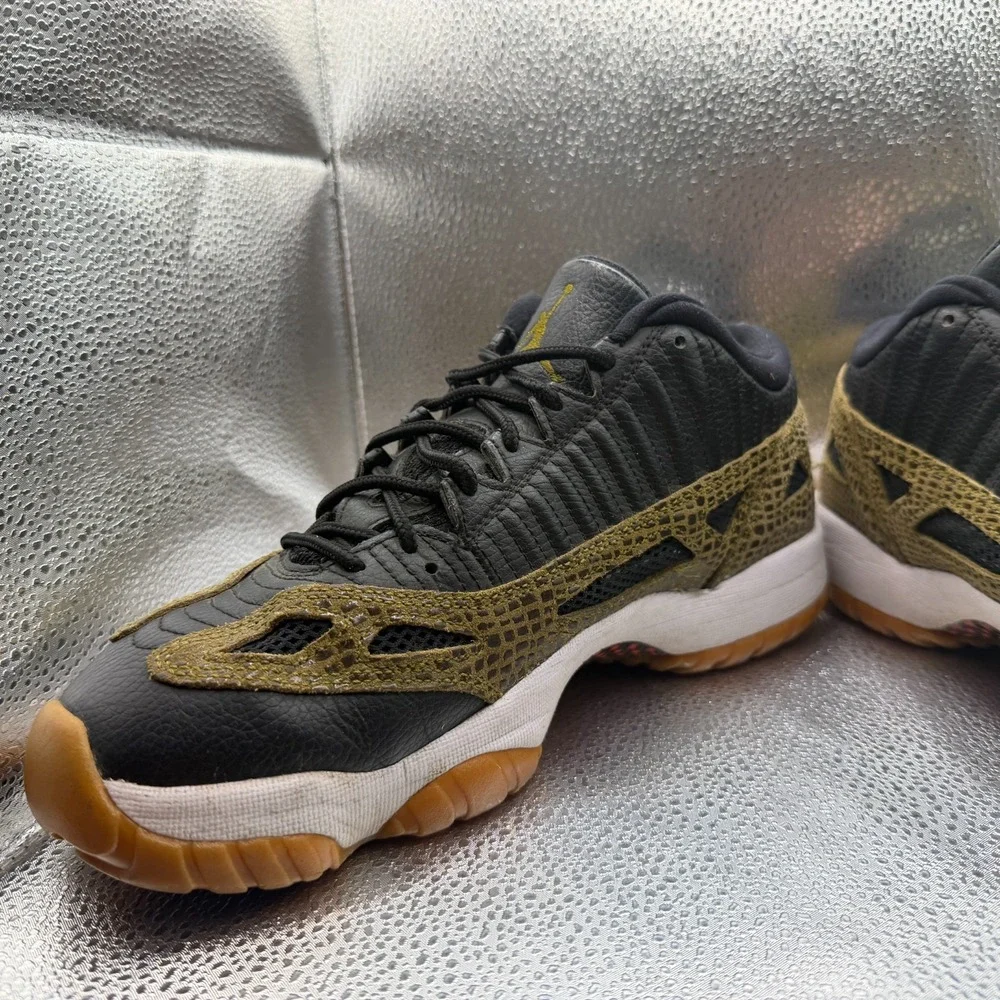 Size 9.5 Air Jordan 11 IE Low Croc Black Metallic Green Mens Shoes 306008-013‎